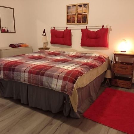 Casa Giotto, Grazioso Trilocale Apartamento Carate Brianza Exterior foto