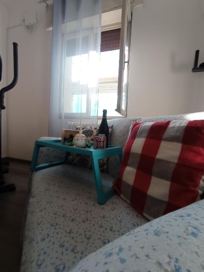 Casa Giotto, Grazioso Trilocale Apartamento Carate Brianza Exterior foto